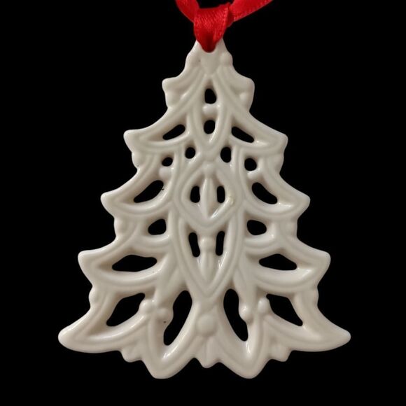 Lenox Pierced Christmas Tree Ornament Porcelain Vintage Charms Ivory Open Work. - Picture 11 of 11